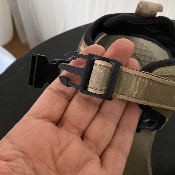 Men’s New Balance 401 sandals! Very wide fit! Size 10D - Picture 11 of 15